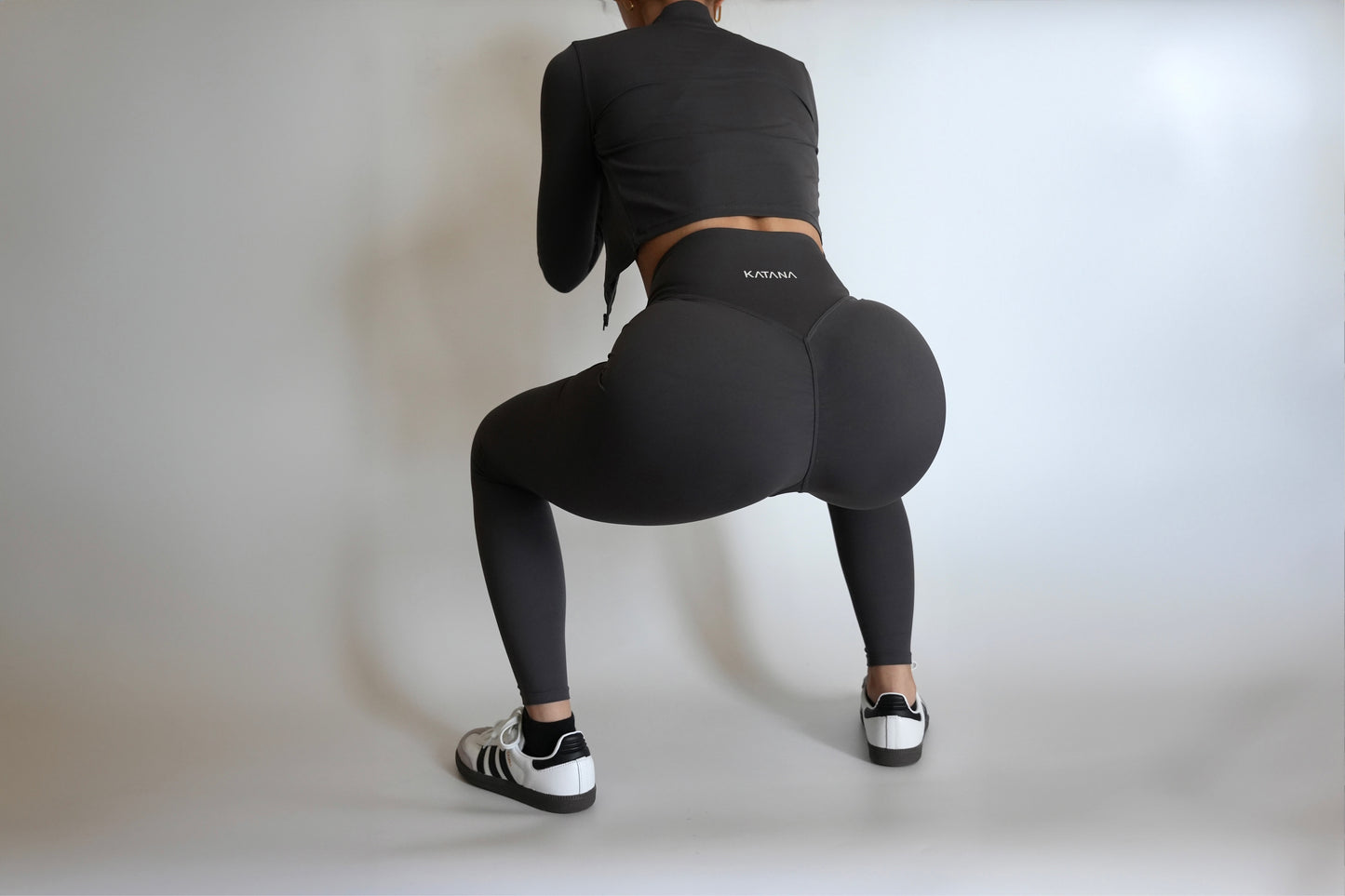 Form crop jacket